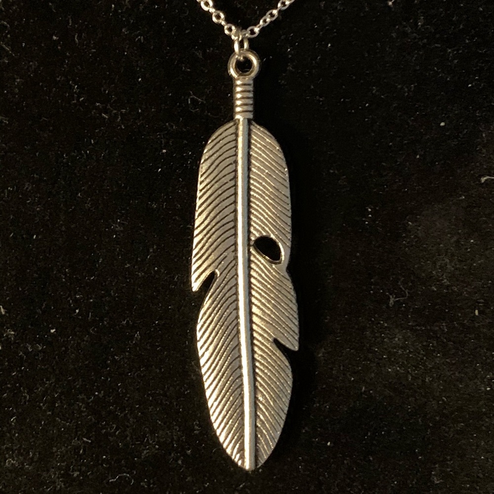 Pendant Necklace Charm - Picture 1 of 2